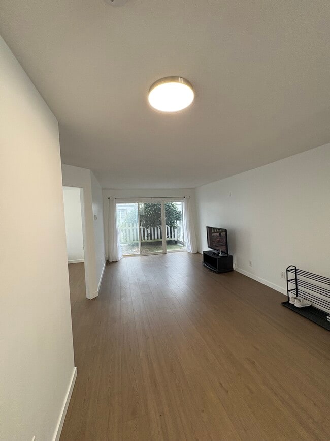 Building Photo - 45655 Mcintosh Dr