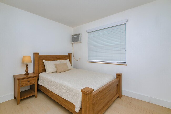 Foto del edificio - 4081 N Dixie Hwy