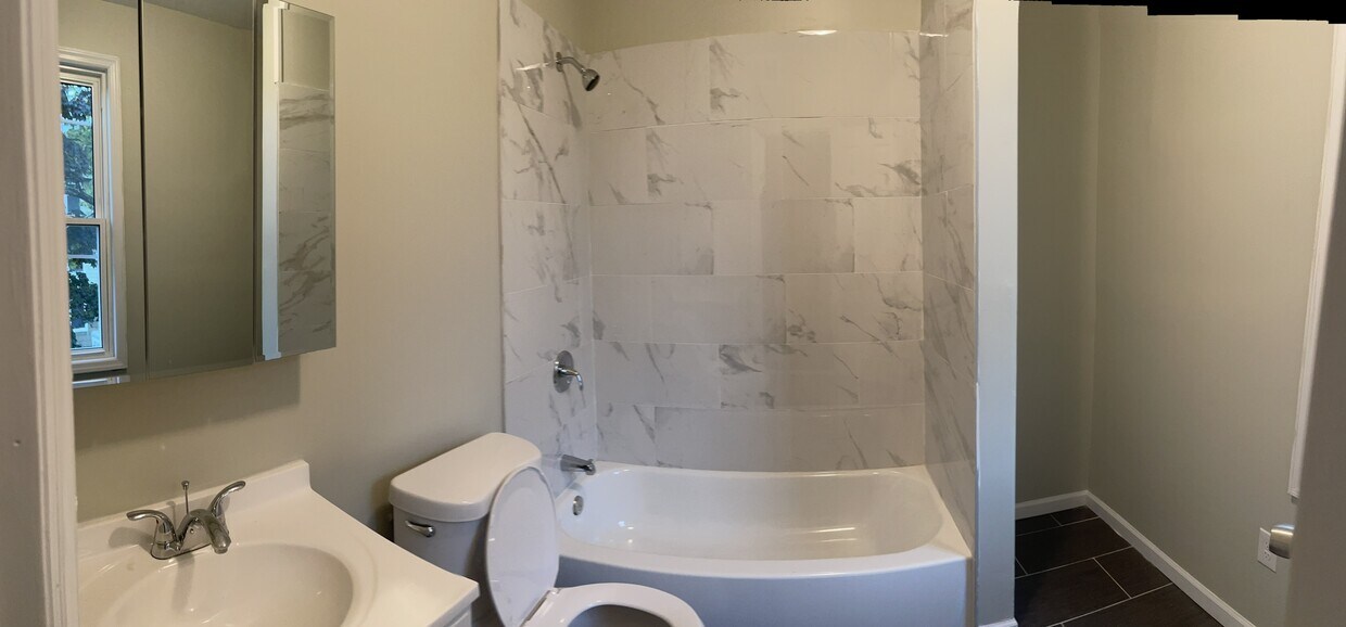 Foto principal - 369 Chadwick Ave
