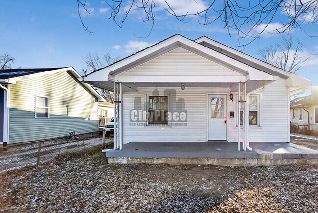 Foto del edificio - 2153 Wallace Ave