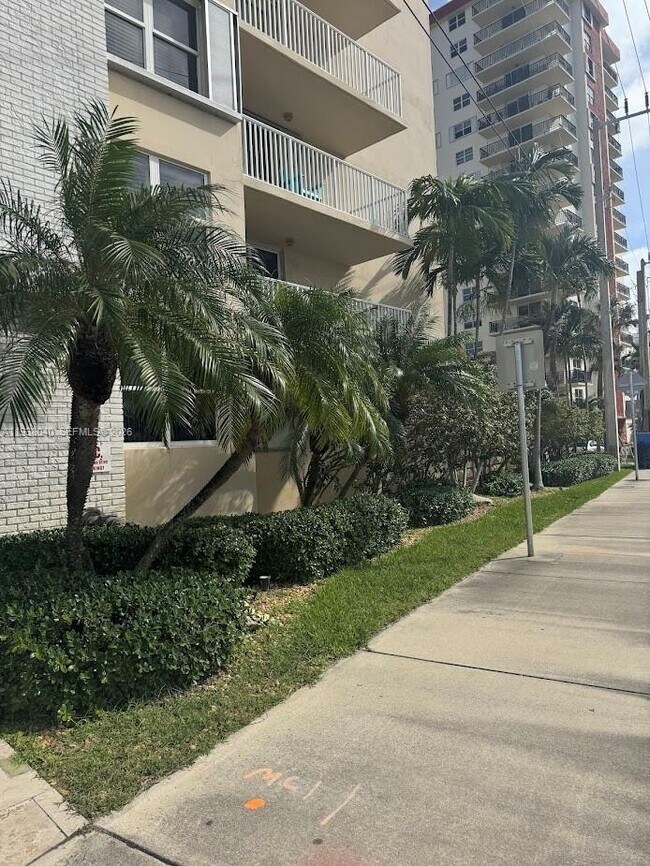Foto del edificio - 1401 S Ocean Dr