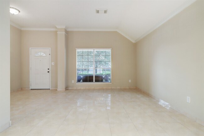 Foto del edificio - 19103 Golden Heath Ln