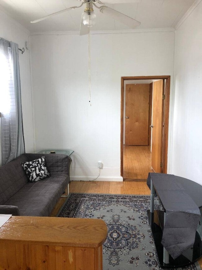 Building Photo - 59-40-55 55th Rd