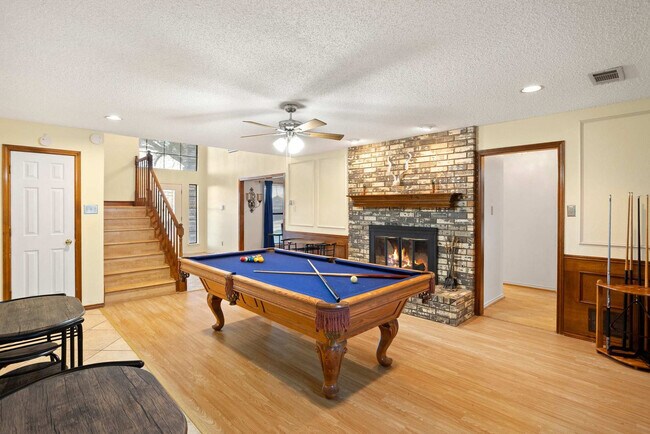 Foto del edificio - 1424 Cobblestone Dr