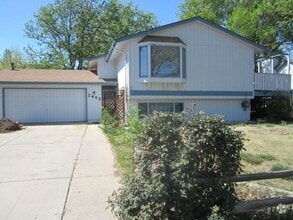 Building Photo - 2493 Fleming Dr