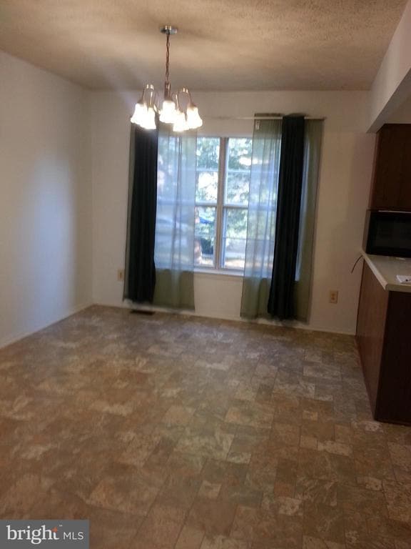Building Photo - 923 Pentwood Ct