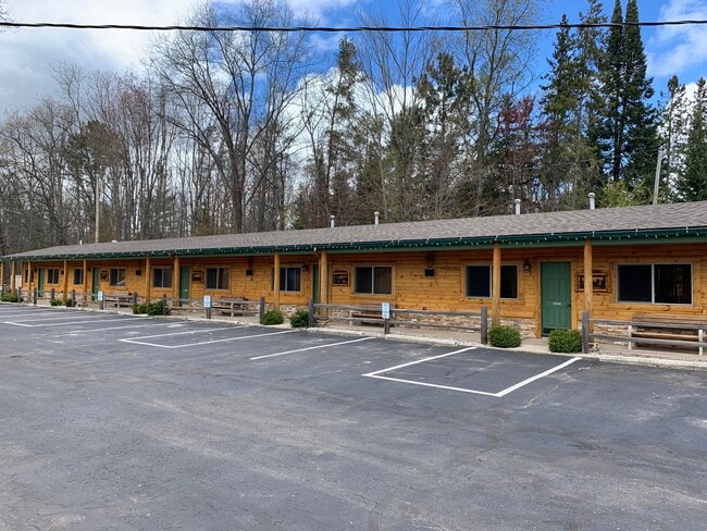 Building Photo - Totem Lodges