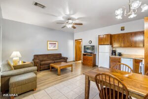 Building Photo - 5829 Buck Springs Rd