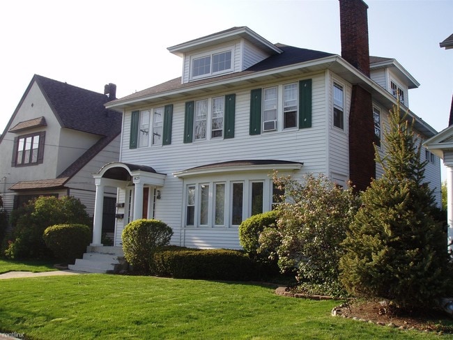 Building Photo - 2 br, 1 bath Duplex - 1429 Martin Luther K...