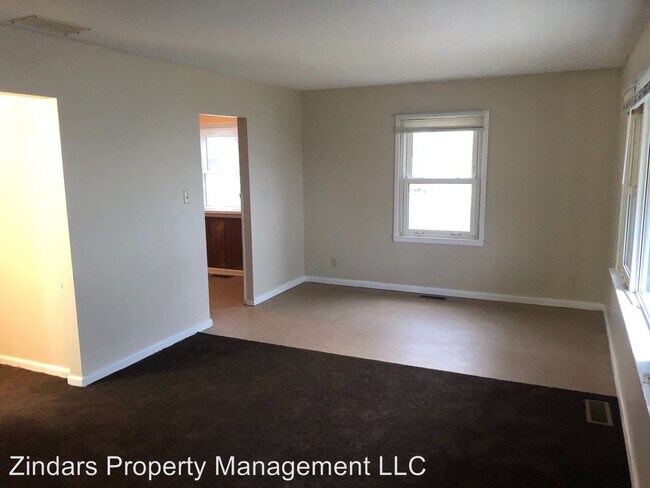 Building Photo - 1404 Lape St