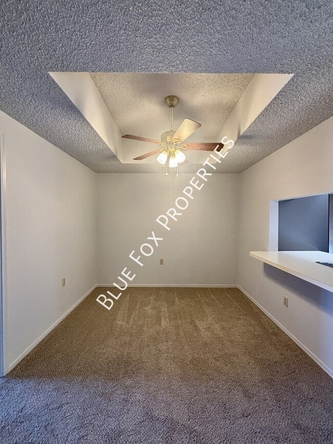 Building Photo - 1721 W Dalehaven Cir