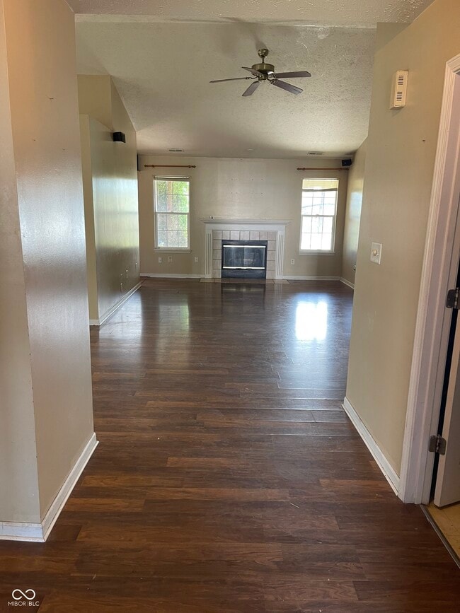 Building Photo - 3403 Montgomery Dr