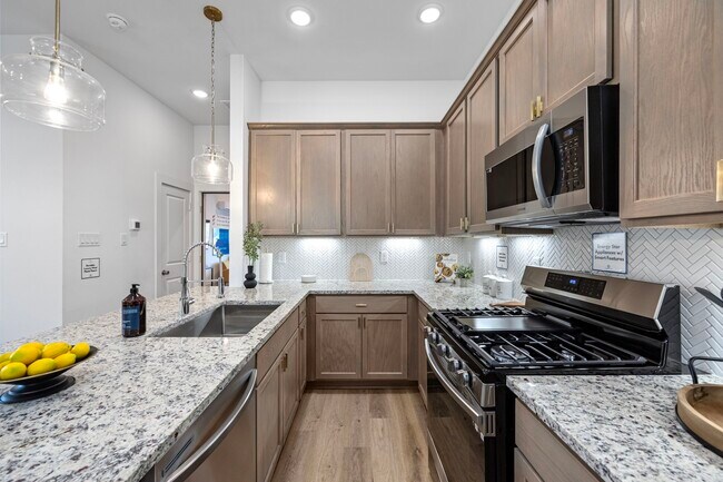 Foto del edificio - 1570 W Tidwell Rd