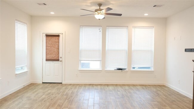Foto del edificio - 7245 Conley St