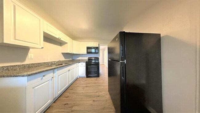 Foto del edificio - 1045 11th Ave NW