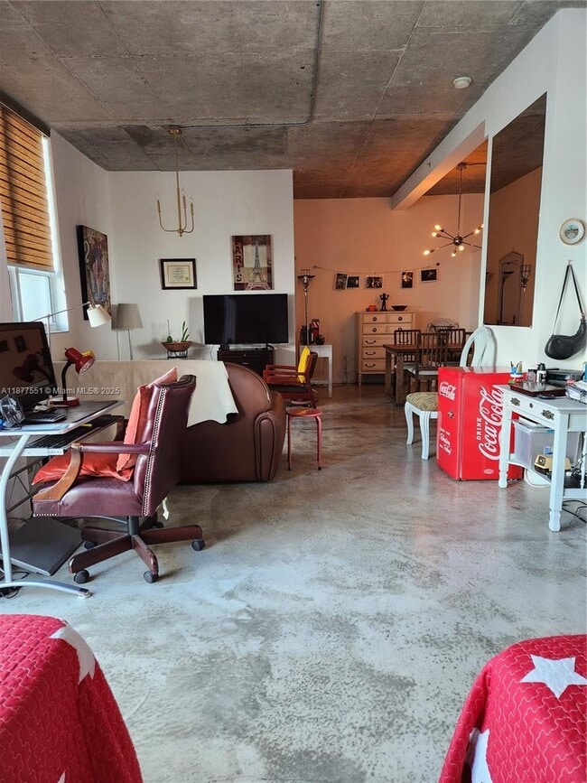 Building Photo - 234 NE 3rd St