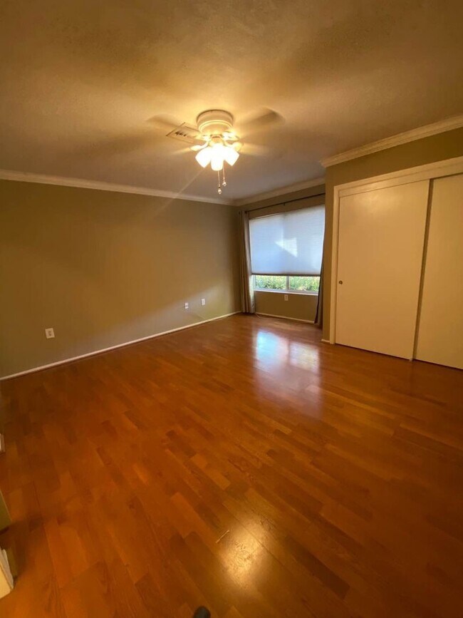 Foto del edificio - Stylish 2-Bedroom Townhouse in Sun City Summerlin with Resort-Style Amenities