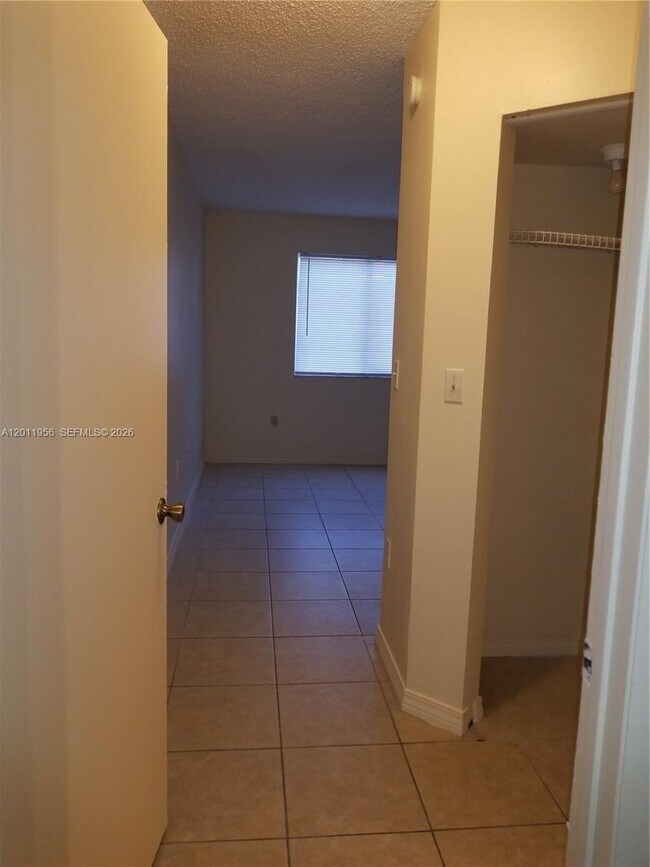 Foto del edificio - 15241 SW 80th St