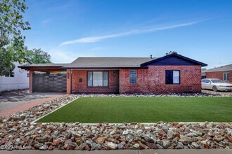 Building Photo - 2235 E Heatherbrae Dr