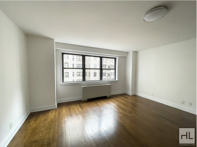Foto del edificio - East 89th STREET