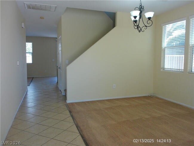 Foto del edificio - 6644 Pine Siskin Pl