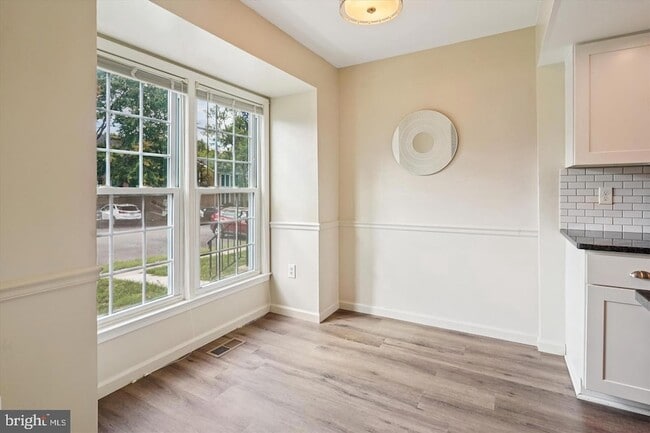 Foto del edificio - 3226 Foothill St