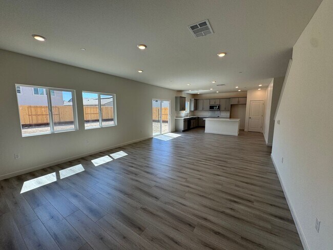 Foto del edificio - ***BRAND NEW***  SOLAR HOME WITH 3 BEDROOM...