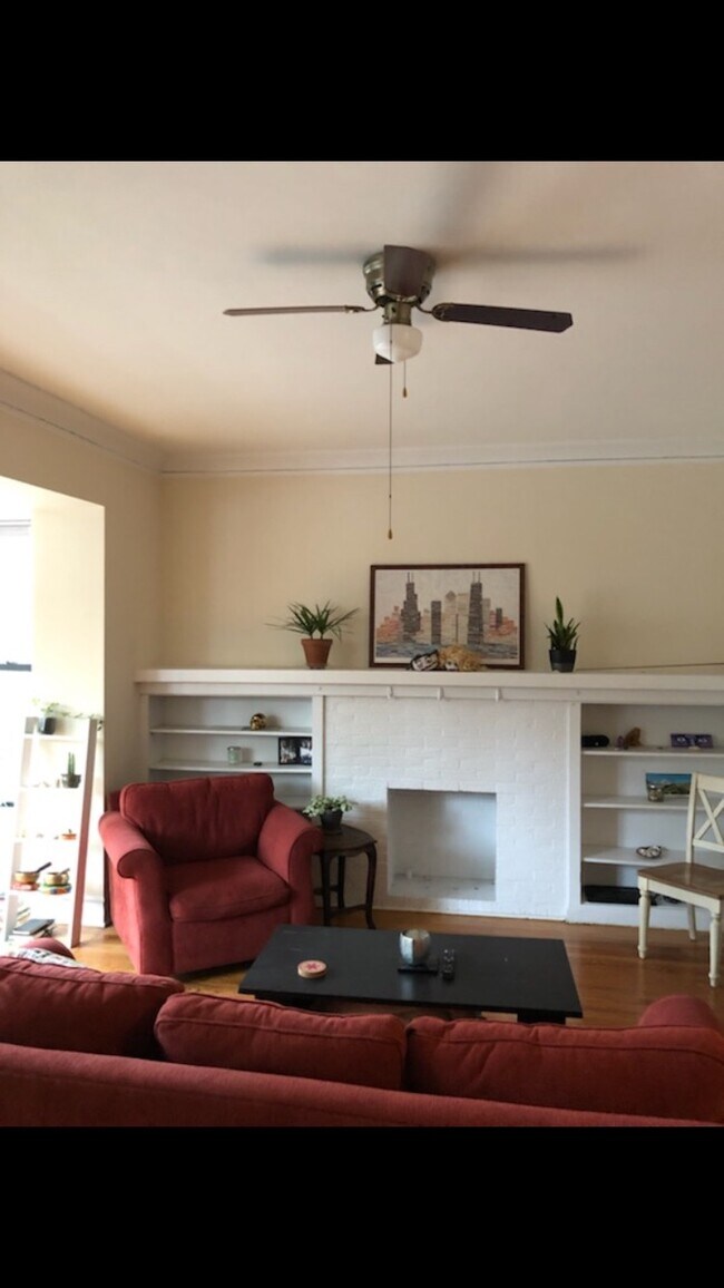 Foto del edificio - 5633 N Wayne Ave