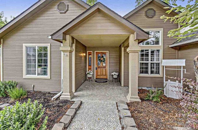 Building Photo - 541 S Canvasback Way