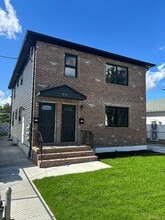 Building Photo - 177-37 115th Ave