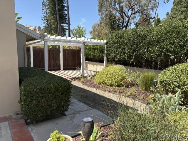 Foto del edificio - 3950 Carmel Springs Way