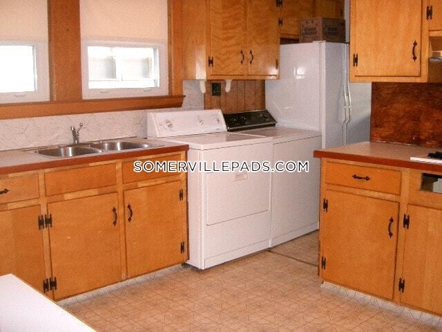Primary Photo - 32 Chetwynd Rd