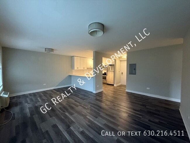 Building Photo - 800 Graceland Ave