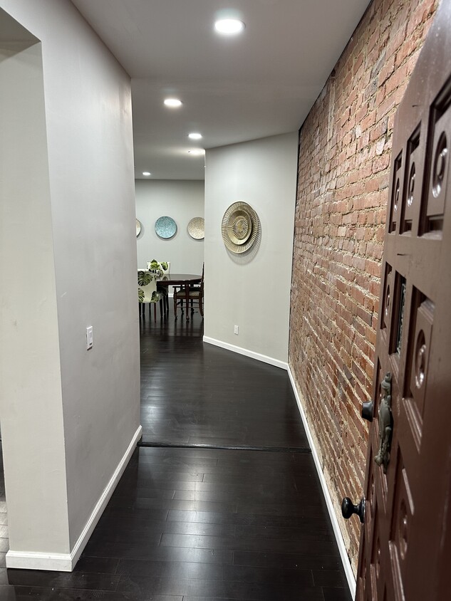 Photo - 38 Rhode Island Ave NW (Washington, DC)