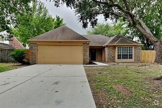 Building Photo - 4010 Spring Meadow Dr