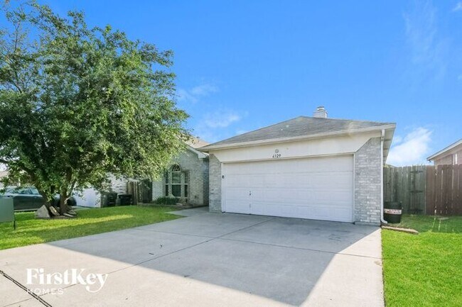 Foto del edificio - 10240 Dawson Trail