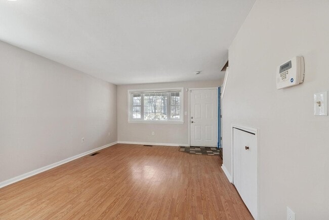 Building Photo - 9 Kennedy Dr