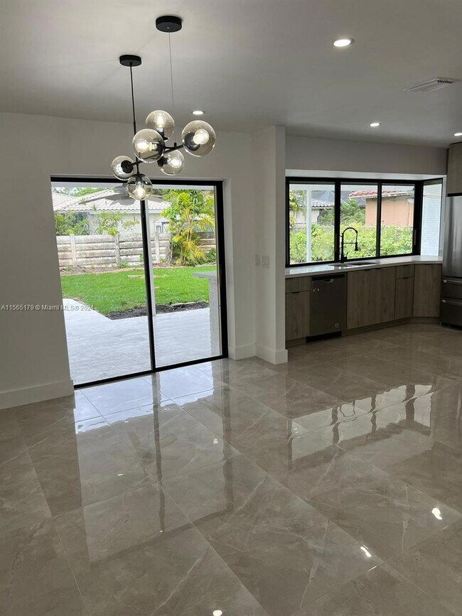 Foto del edificio - 3640 N 46th Ave