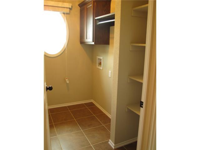 Building Photo - 1005 Cimarron Creek Dr