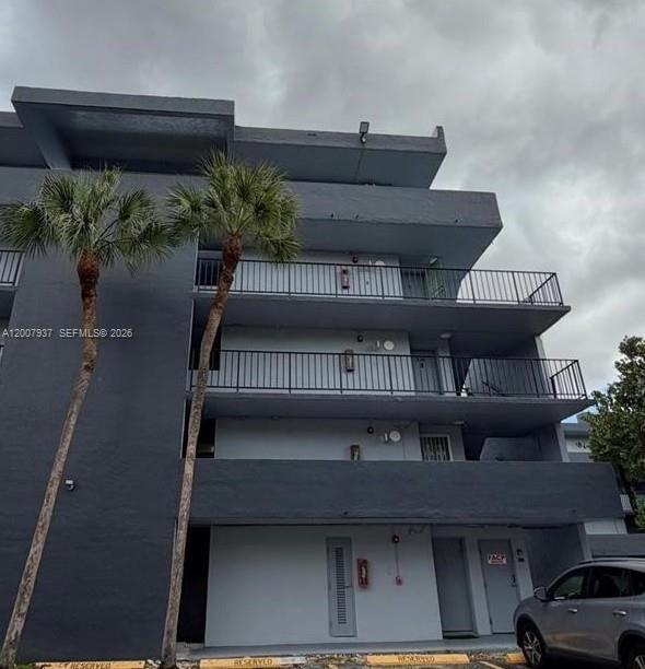 Building Photo - 310 Fontainebleau Blvd