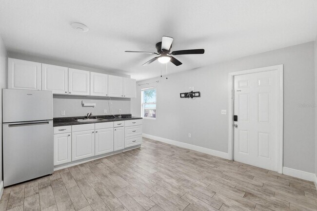 Foto del edificio - 15509 Casey Rd