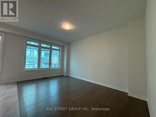 Building Photo - 1034 Valhalla Ter