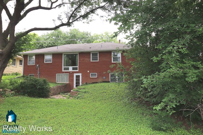 Building Photo - 3 br, 2 bath House - 431 South 56th Street