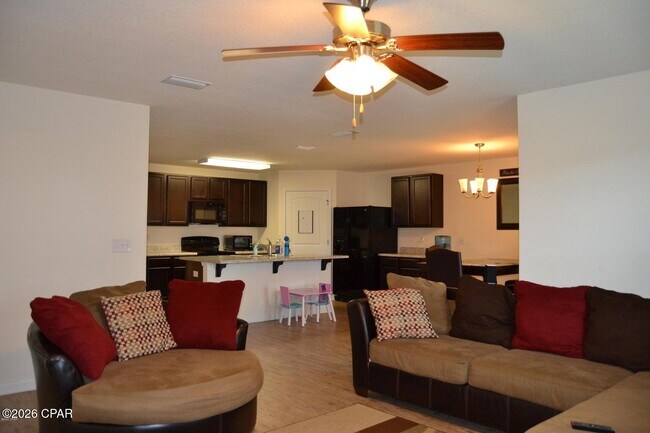 Foto del edificio - 7106 Riverbrooke St