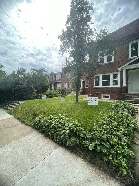 Building Photo - 410 Belmont Ave