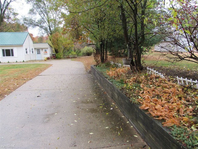 Foto del edificio - 502 S Dettman Rd