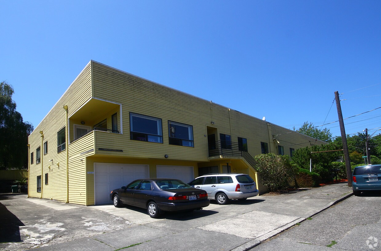 Foto del edificio - Naguna Apartments