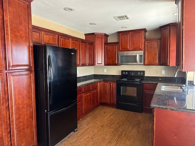 Building Photo - For Lease $2,750 4 Bedrooms-2.5 Baths-3 Ca...