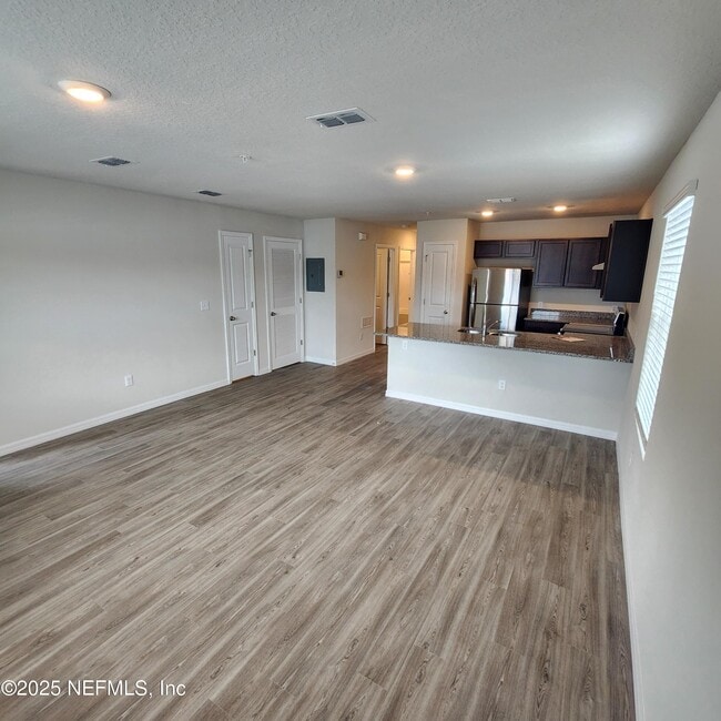 Foto del edificio - 6547 Sweetbay Ln