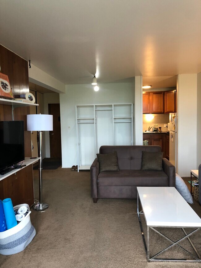 Living Room - 820 Fuller St
